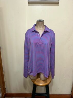 Woman’s Renwick gold long sleeve striped buttons down collar collar shirt top